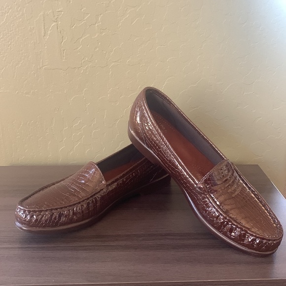 SAS Simplify Brown Crocodile Patent Leather Loafers Size 10 S (Slim) - Picture 7 of 12